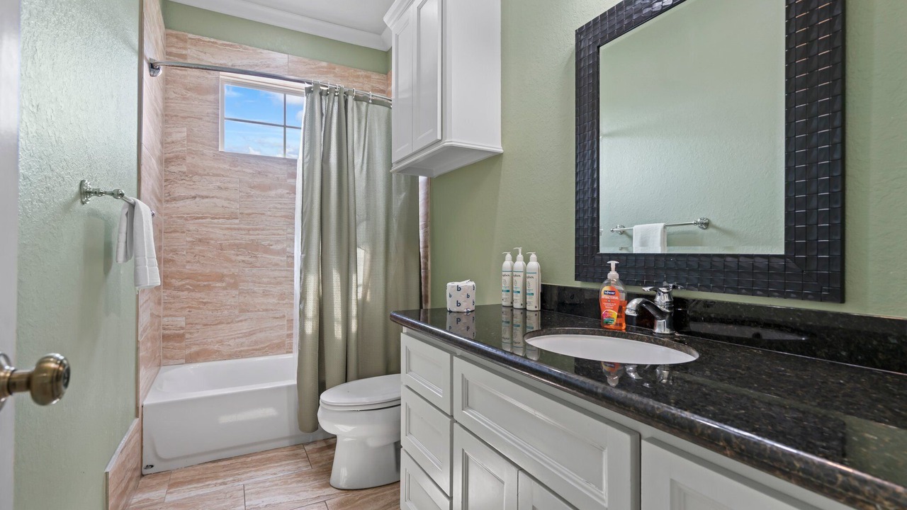 Photo of Bathroom in Pointe San Luis
