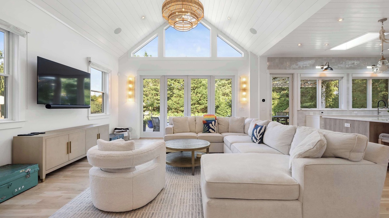 Photo of Livingroom in Water Mill