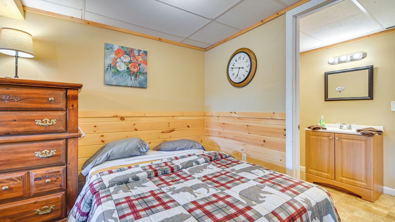 Photo of Bedroom in Pittsburg