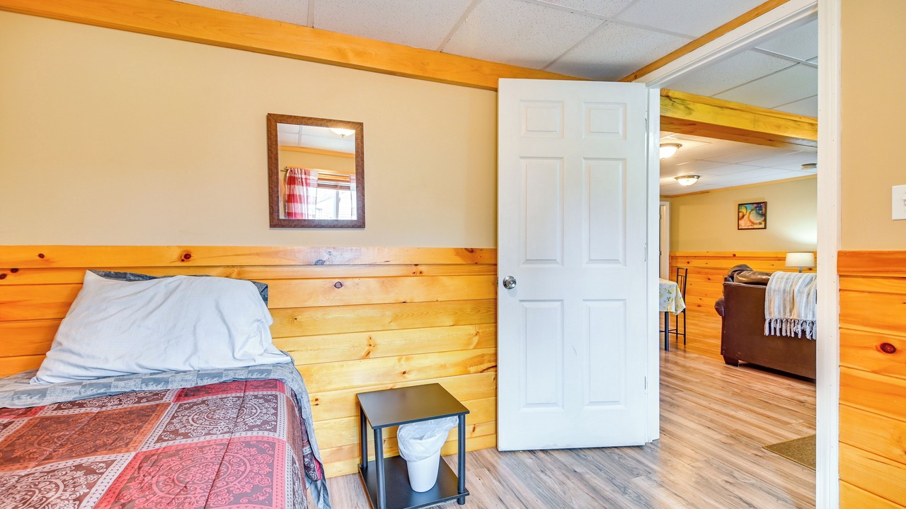 Photo of Bedroom in Pittsburg