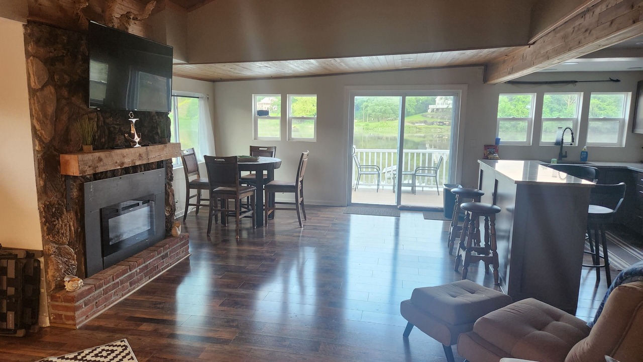 Photo of Livingroom in Clifton Park