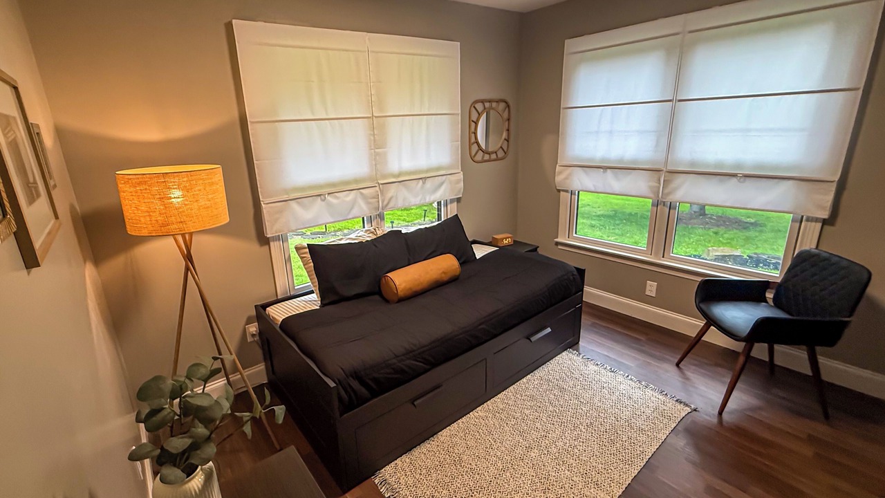 Photo of Bedroom in Hubbard