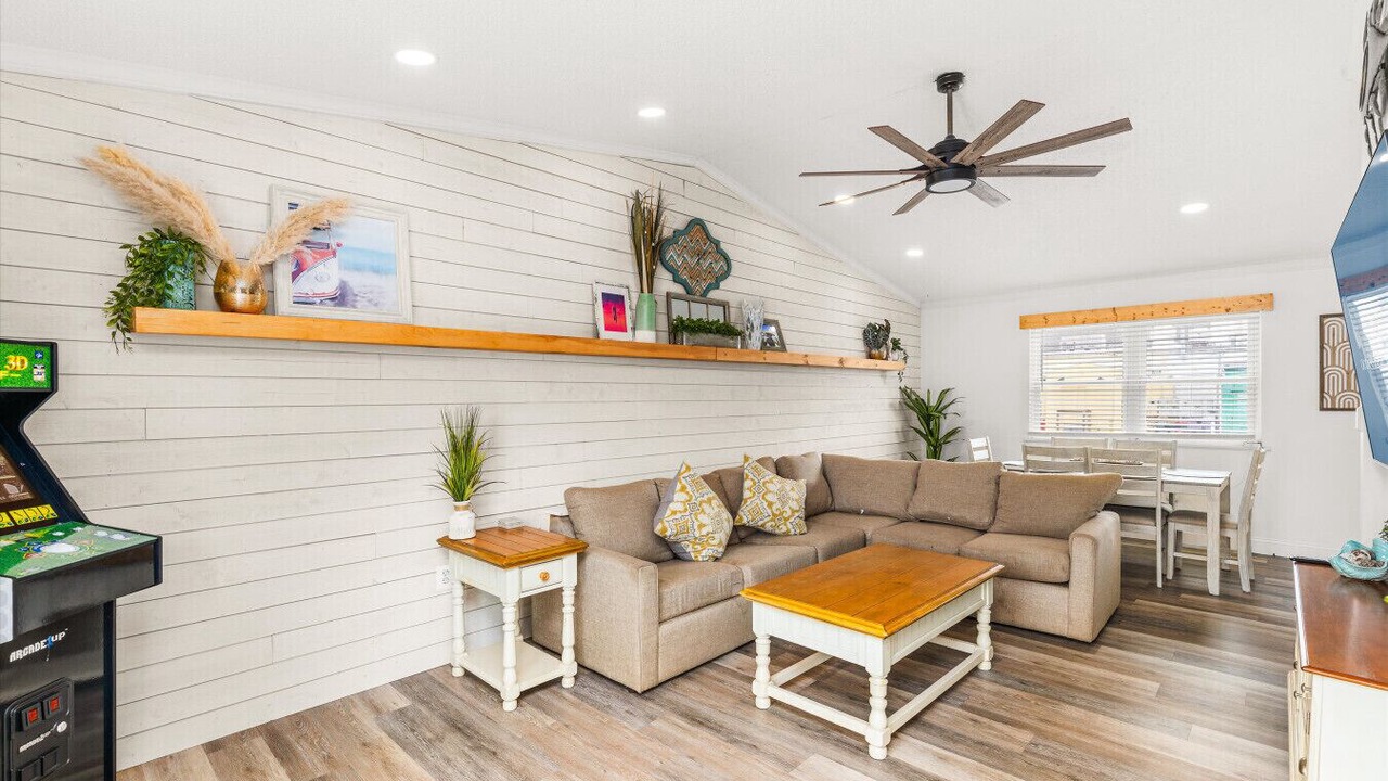 Photo of Livingroom in Little Salisbury
