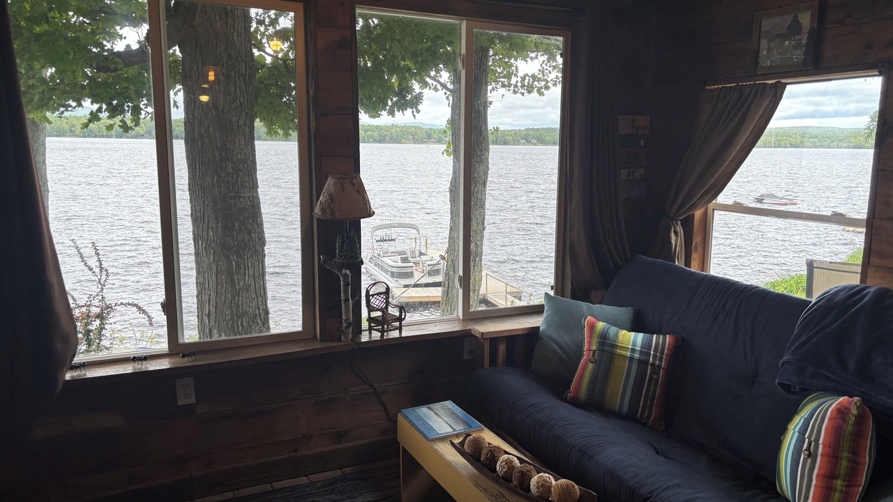 Photo of Livingroom in Northville