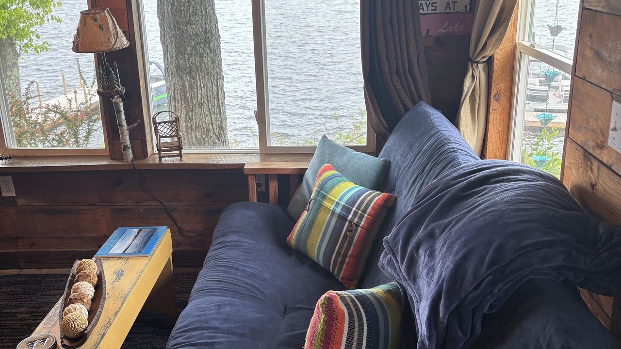 Photo of Livingroom in Northville