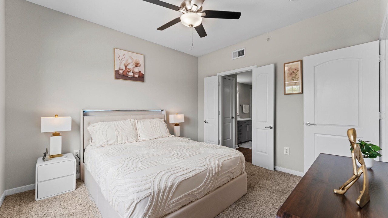 Photo of Bedroom in Alden Bridge