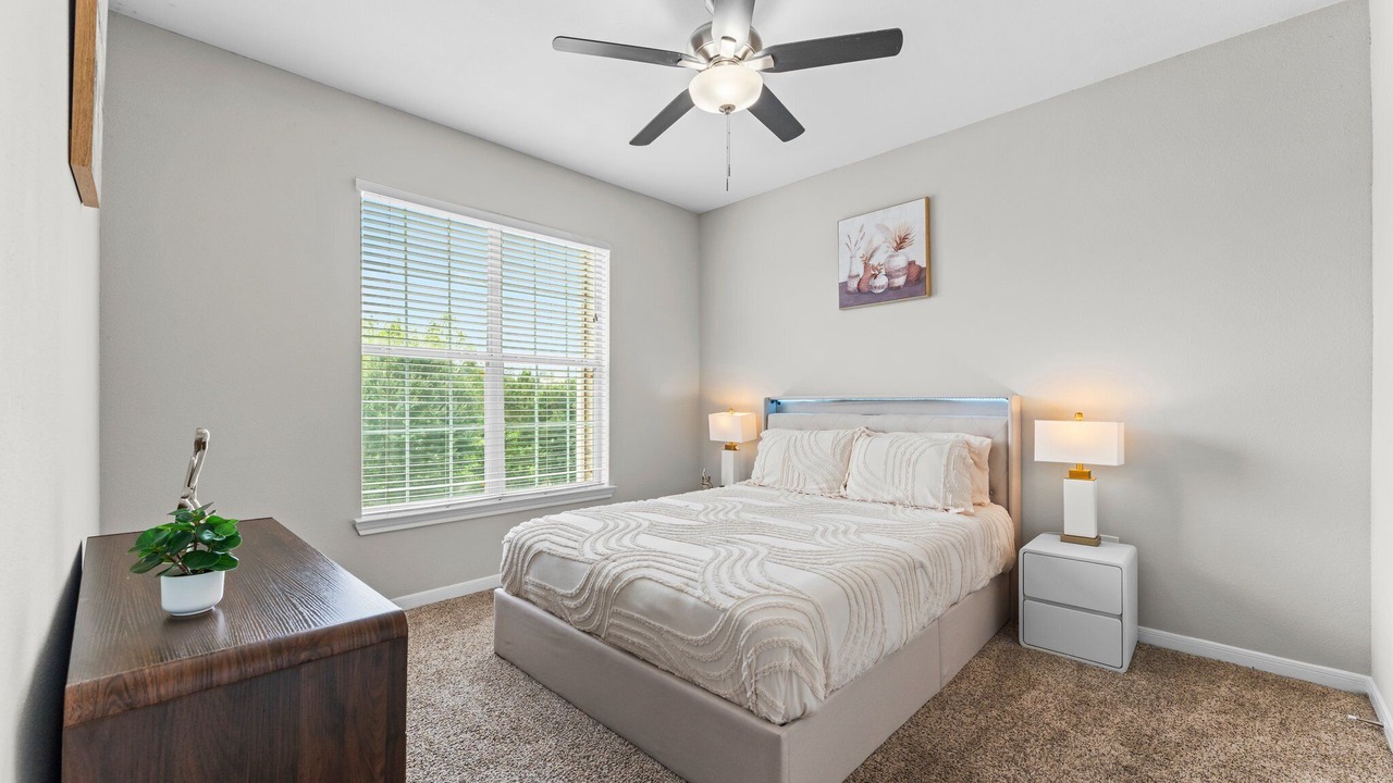 Photo of Bedroom in Alden Bridge