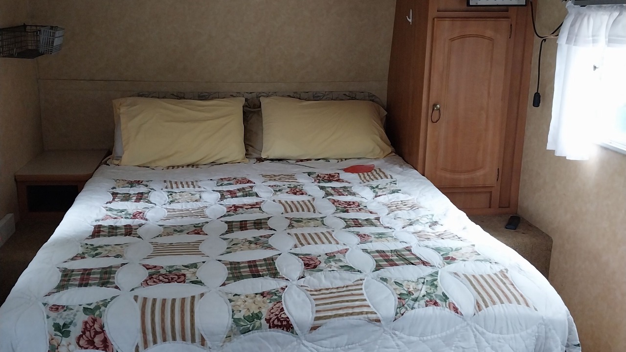 Photo of Bedroom in Orange