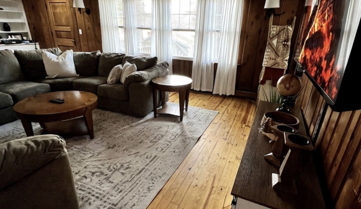 Photo of Livingroom in Franklin