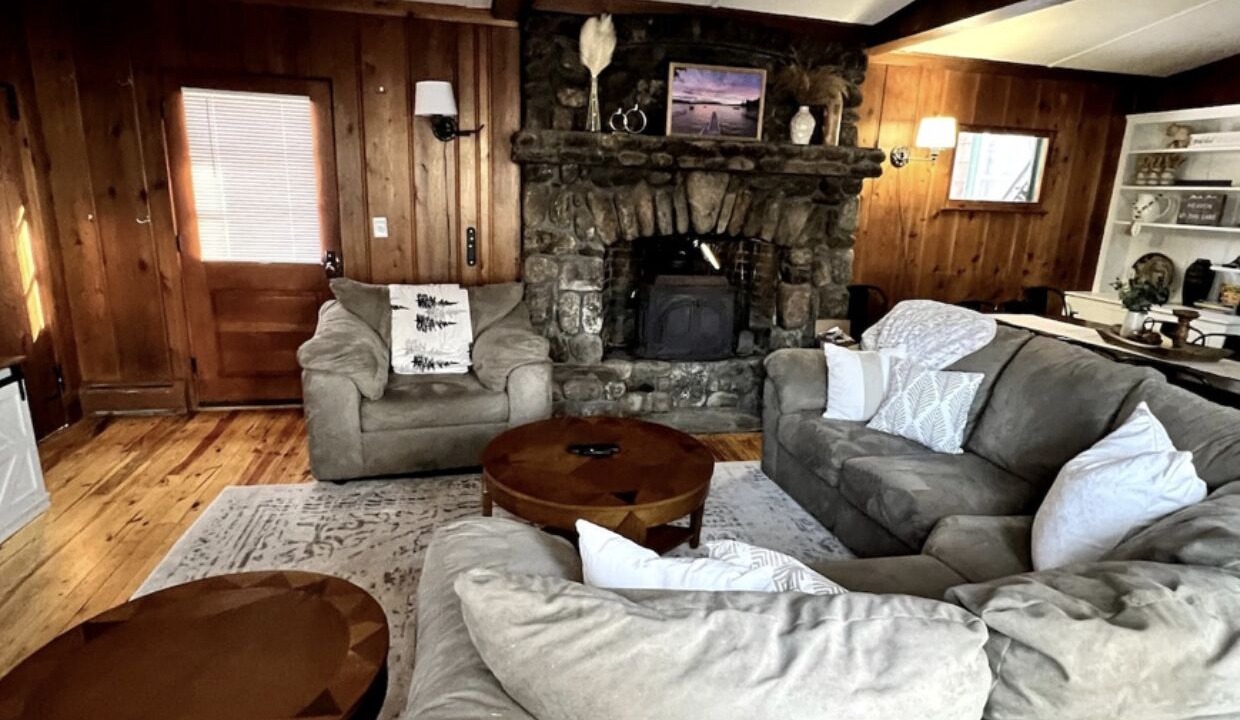 Photo of Livingroom in Franklin
