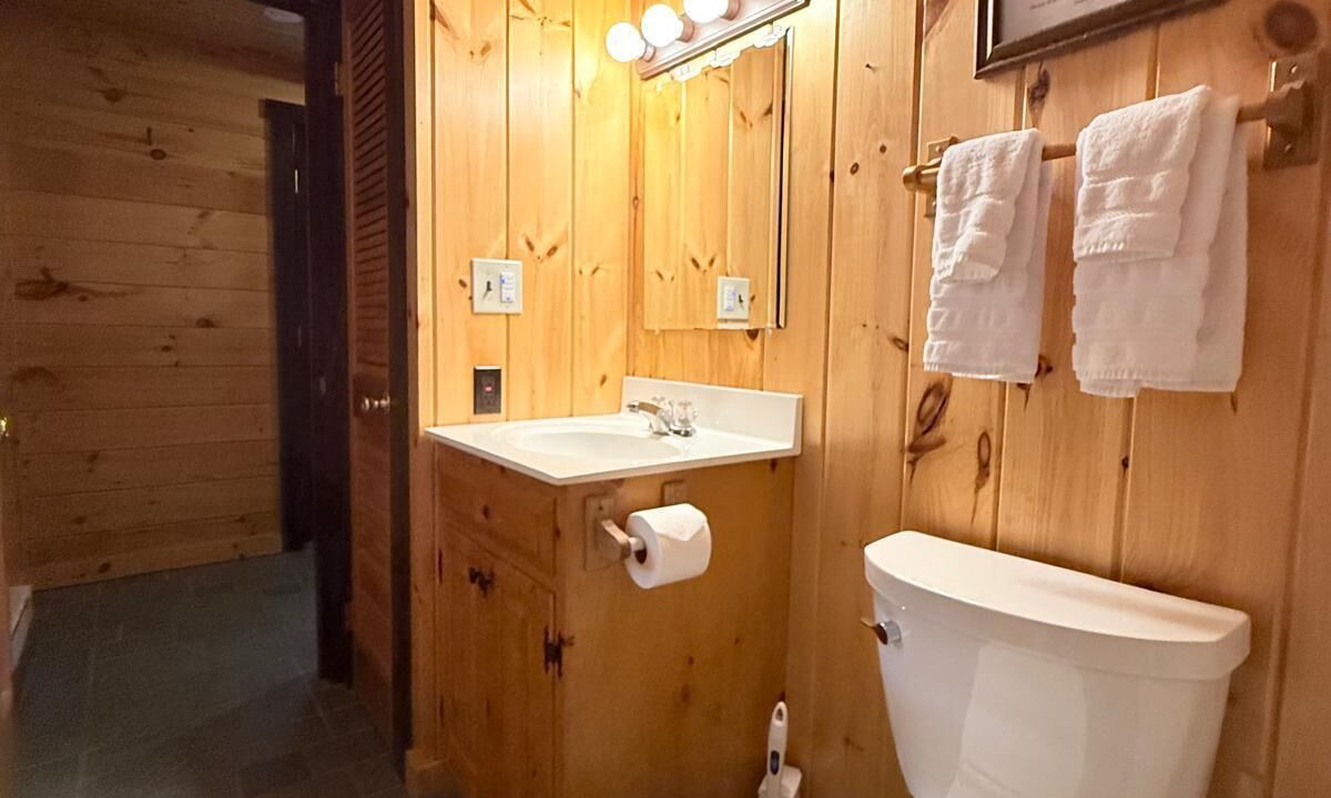 Photo of Bathroom in Eidelweiss Village