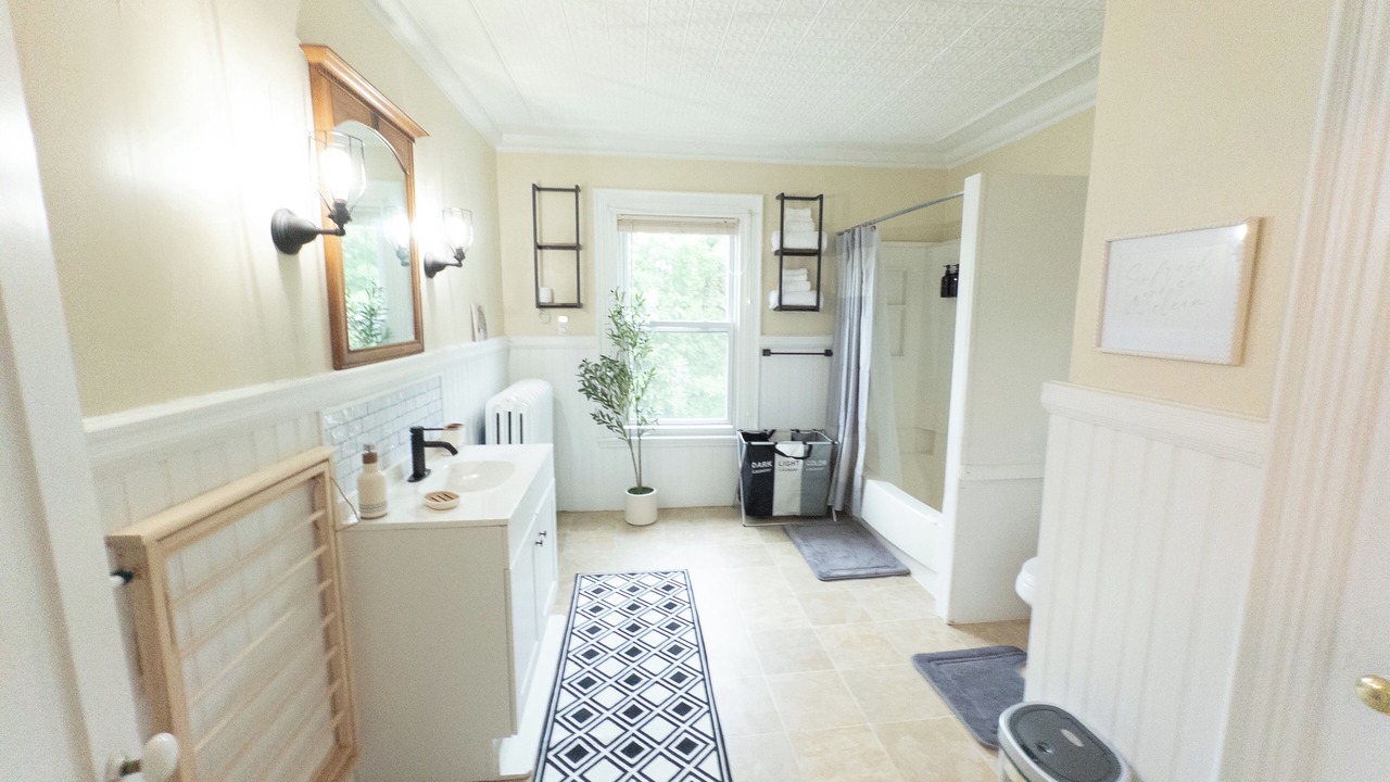 Photo of Bathroom in Skowhegan