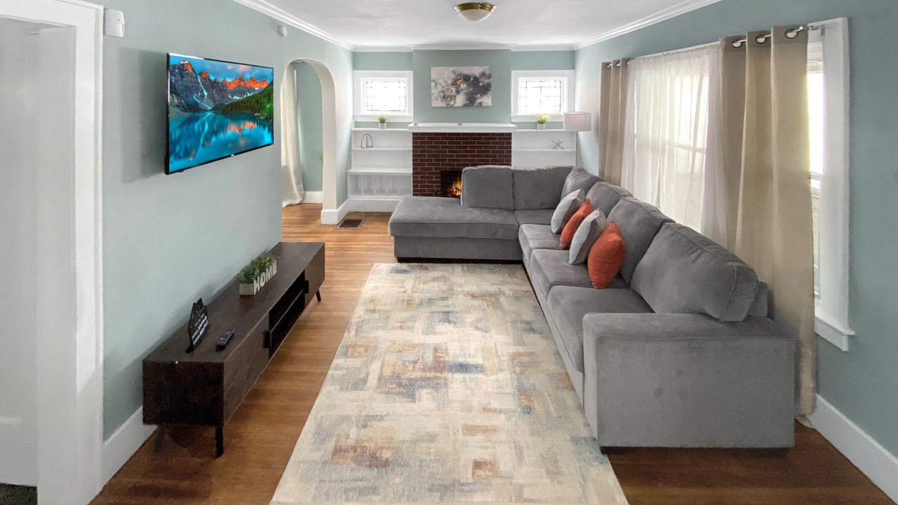 Photo of Livingroom in Rochester