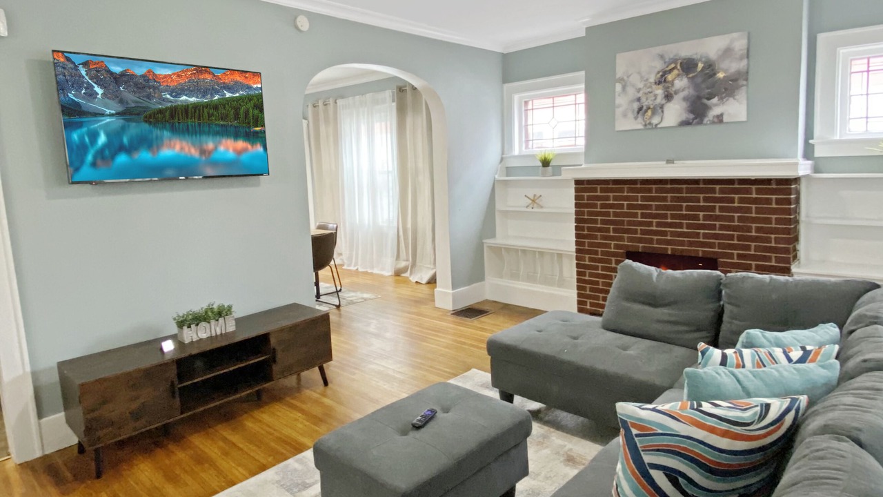 Photo of Livingroom in Rochester