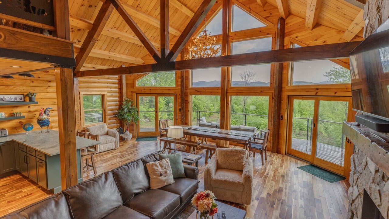 Photo of Livingroom in Thornton