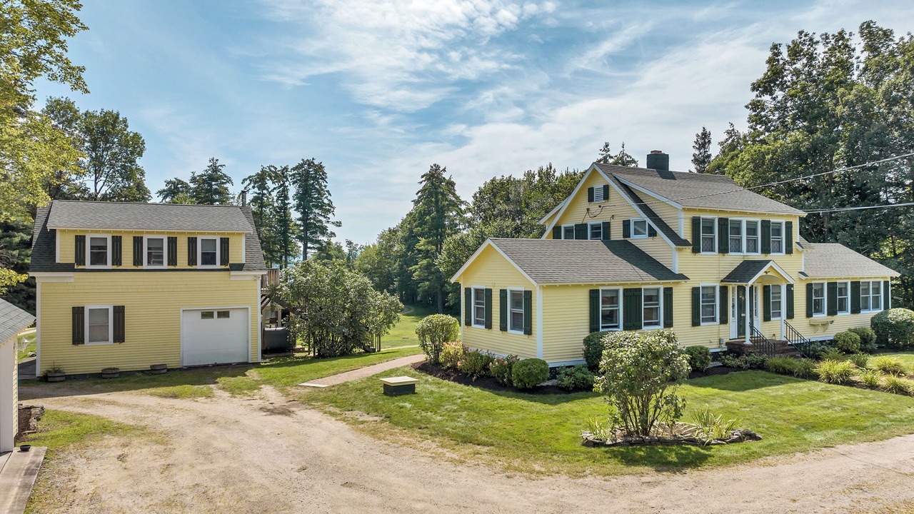 Photo of Outdoor in Melvin Village