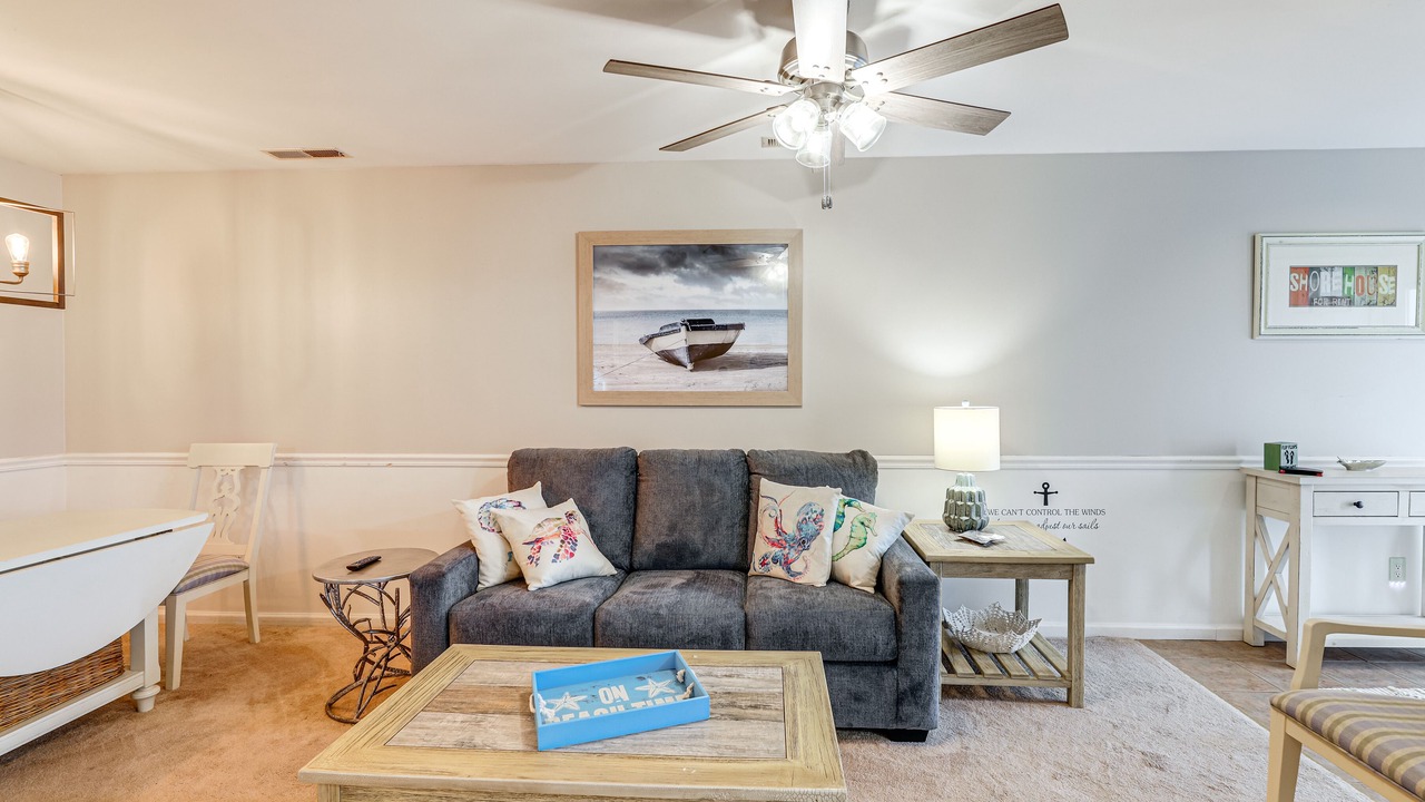 Photo of Bedroom in Caine Woods