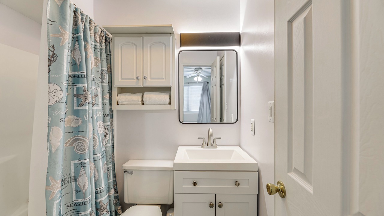 Photo of Bathroom in Caine Woods