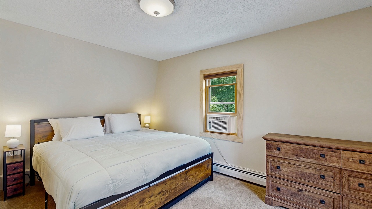Photo of Bedroom in Cranmore Birches