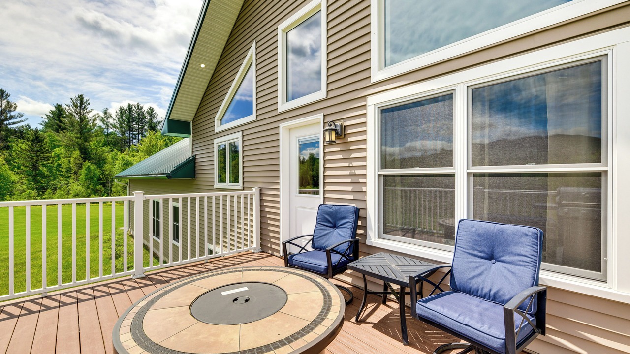 Photo of Patio Balcony in Montgomery Center