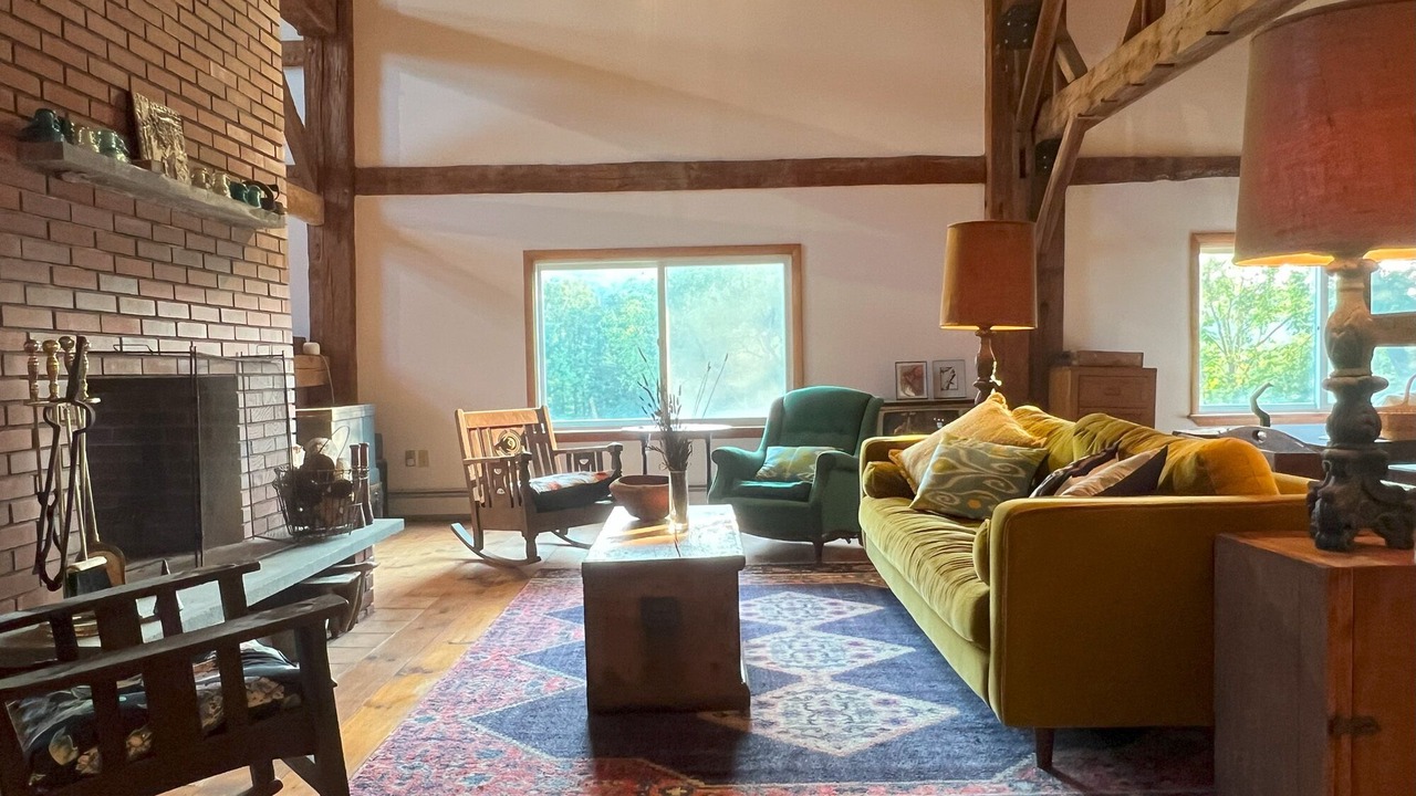 Photo of Livingroom in Meredith