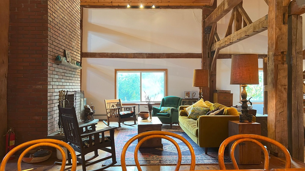 Photo of Livingroom in Meredith