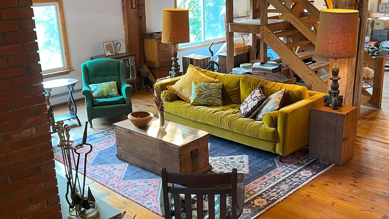 Photo of Livingroom in Meredith