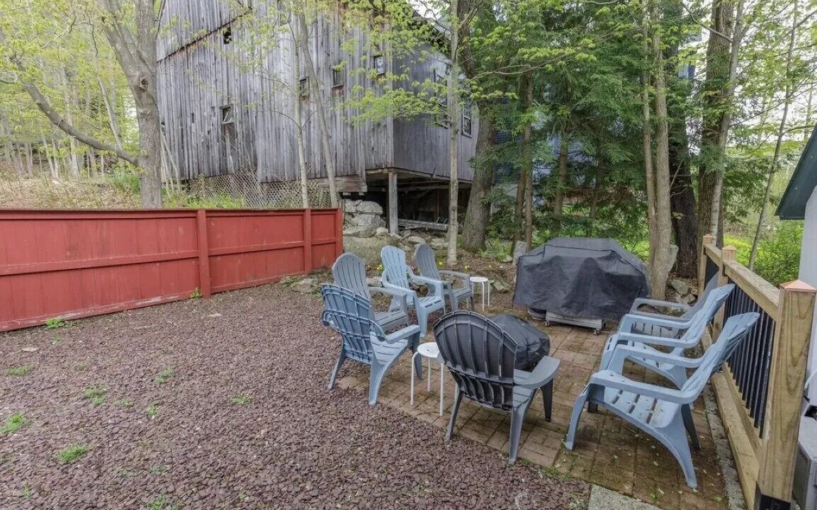 Photo of Patio Balcony in Sunapee