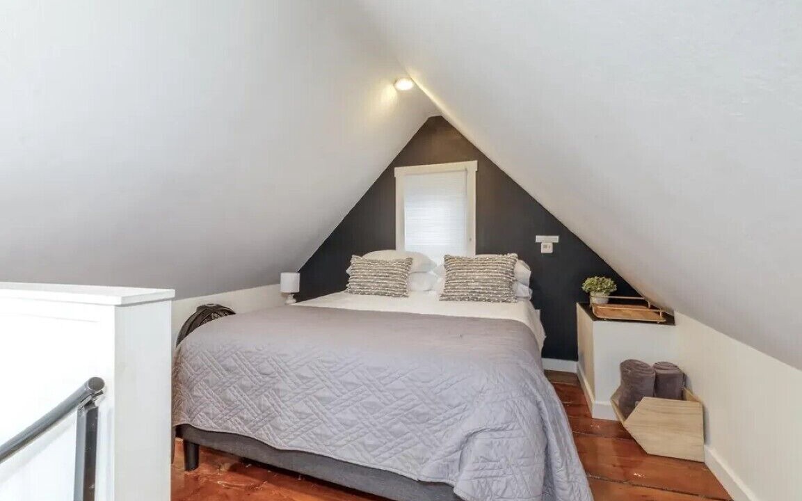 Photo of Bedroom in Sunapee