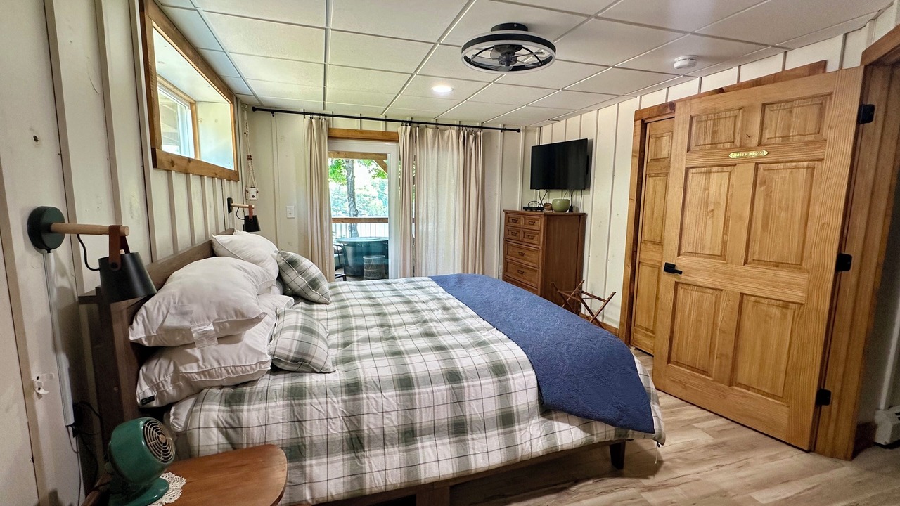 Photo of Bedroom in Northville