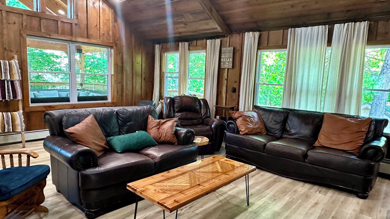 Photo of Livingroom in Northville