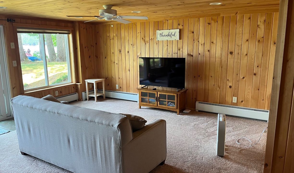 Photo of Livingroom in Acton
