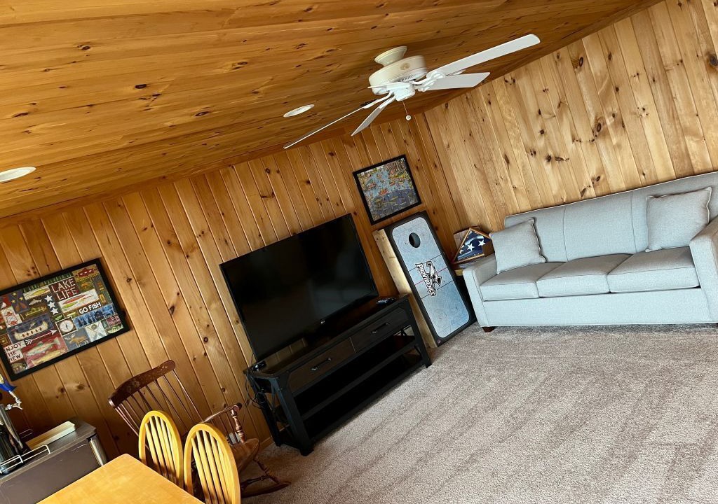 Photo of Livingroom in Acton