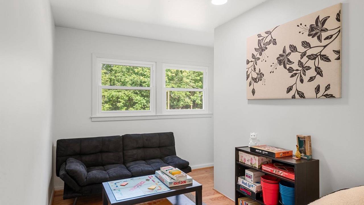 Photo of Livingroom in Boyce