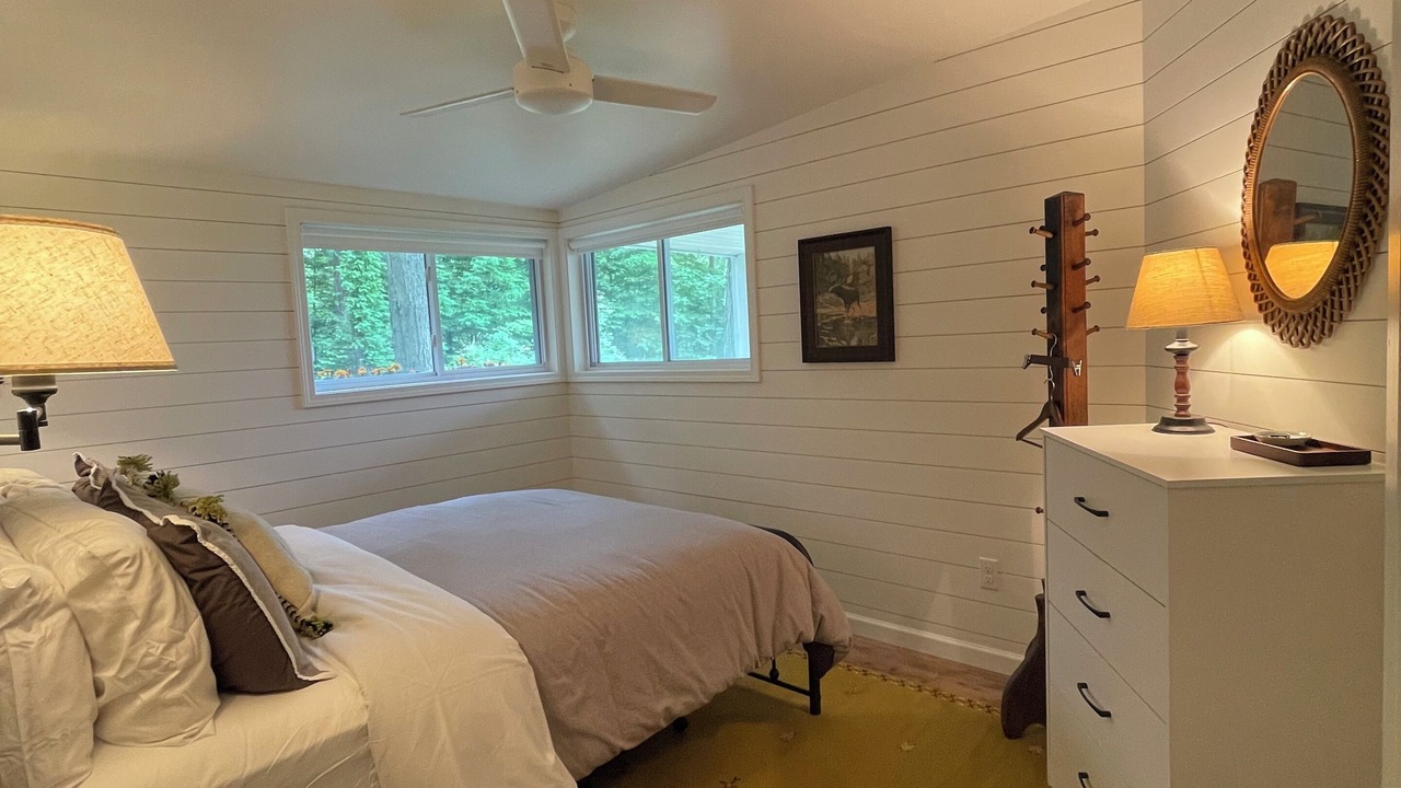 Photo of Bedroom in Town of Scriba
