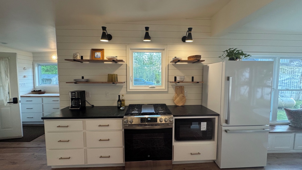 Photo of Kitchen in Town of Scriba