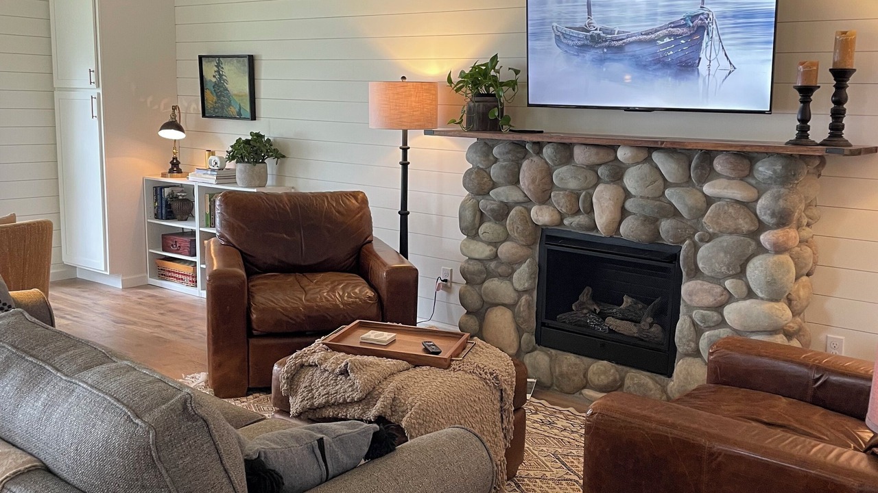 Photo of Livingroom in Town of Scriba