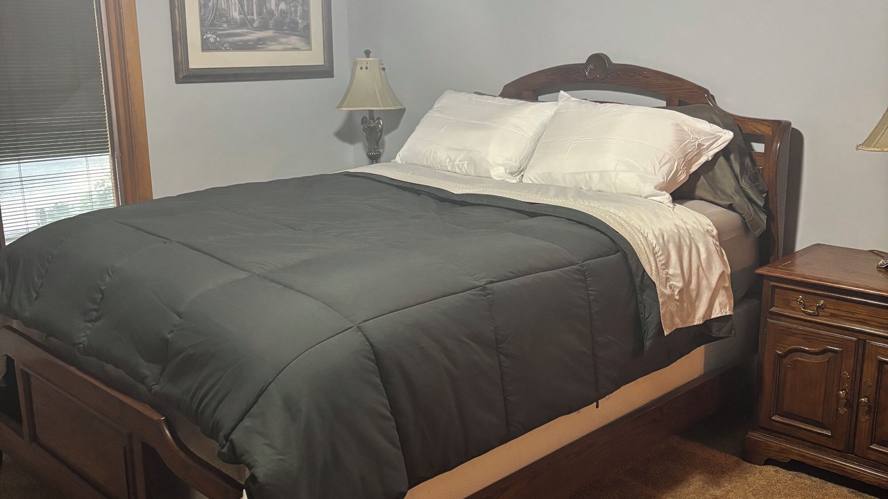 Photo of Bedroom in Charlton Heights