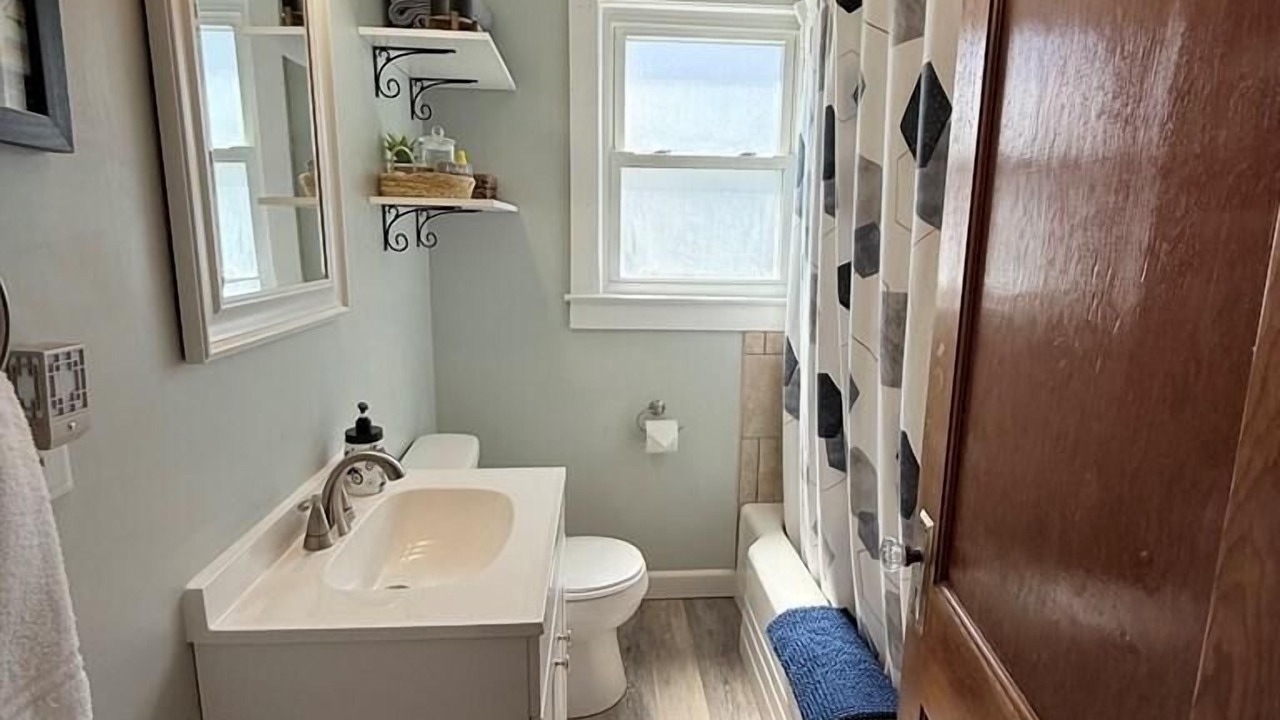 Photo of Bathroom in Bradley