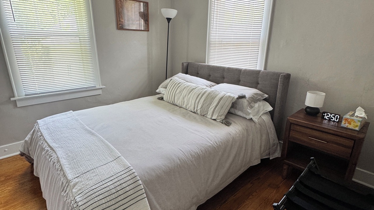 Photo of Bedroom in Utica