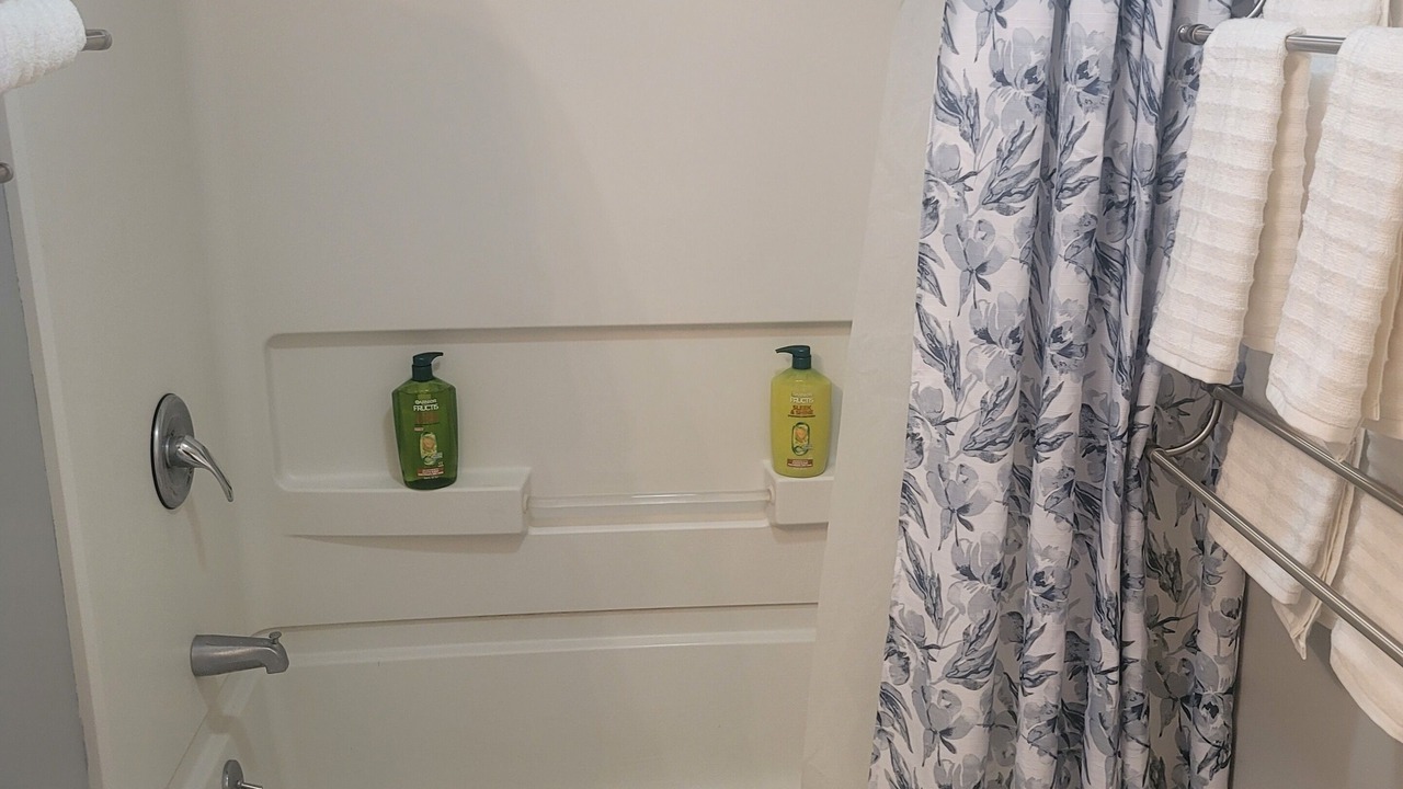 Photo of Bathroom in Xenia