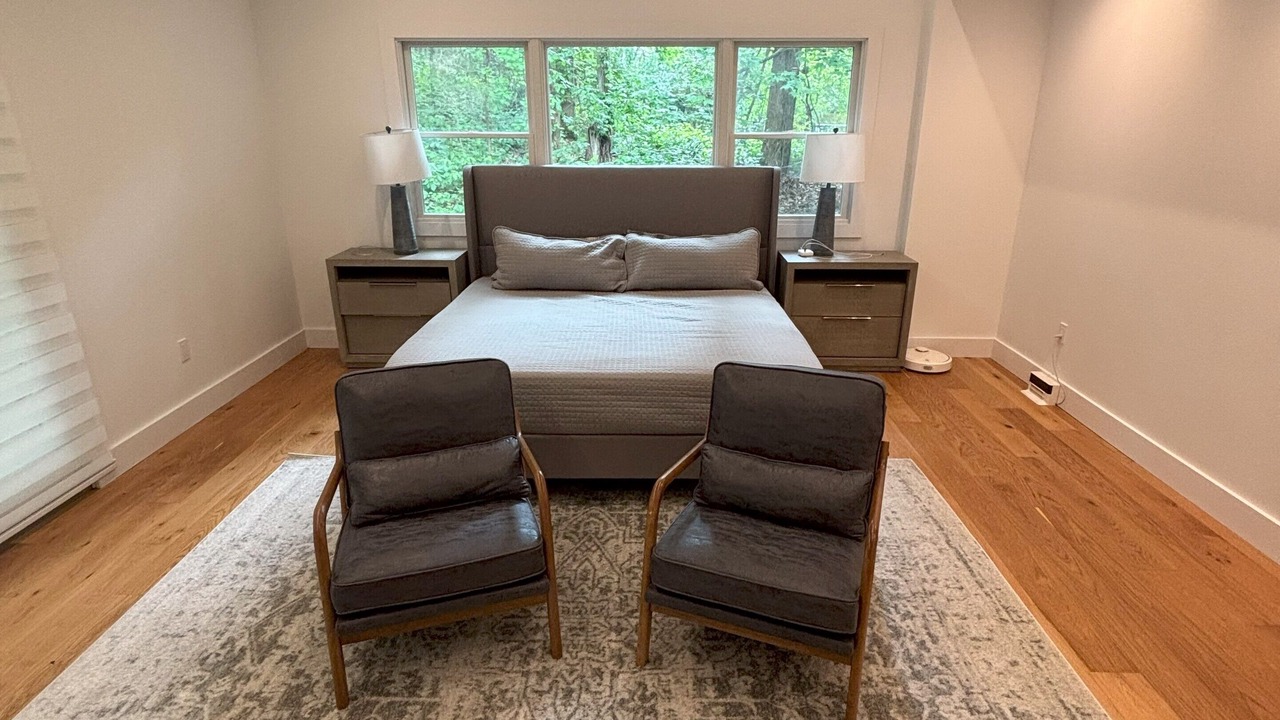 Photo of Bedroom in Dix Hills
