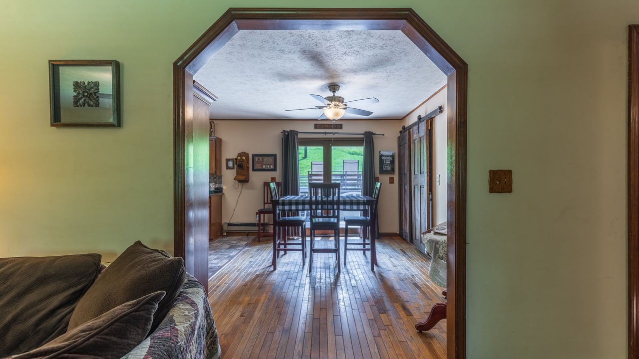 Photo of Livingroom in New Plymouth