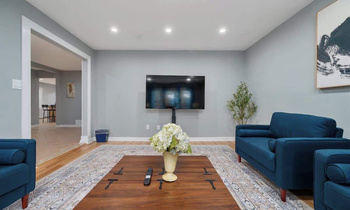 Photo of Livingroom in Southeast Yonkers