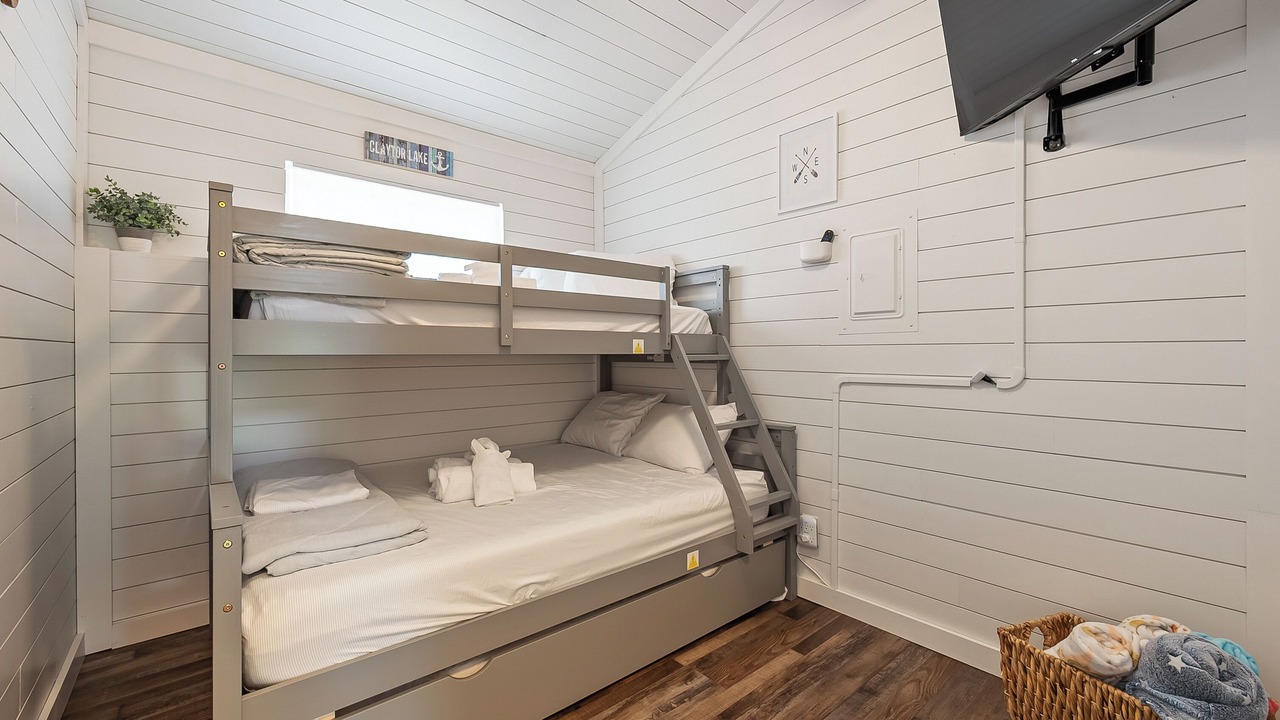 Photo of Bedroom in New River