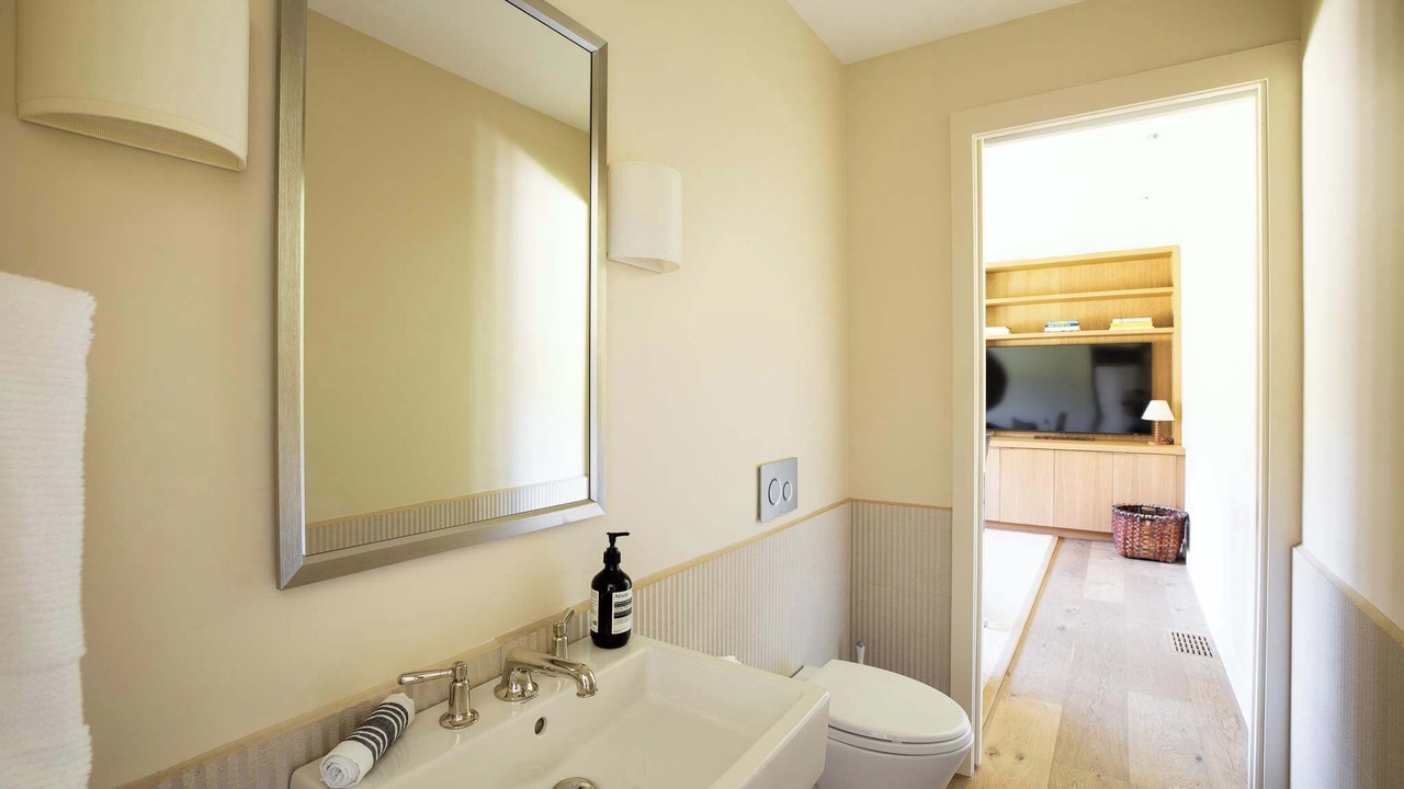 Photo of Bathroom in Hudson