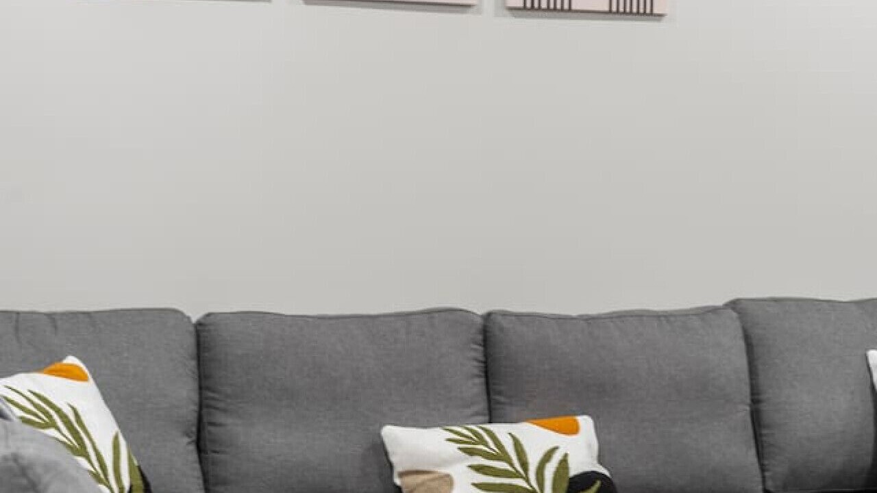 Photo of Livingroom in Thompson Square - Bunker Hill