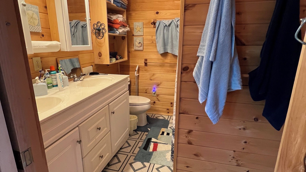 Photo of Bathroom in Derby