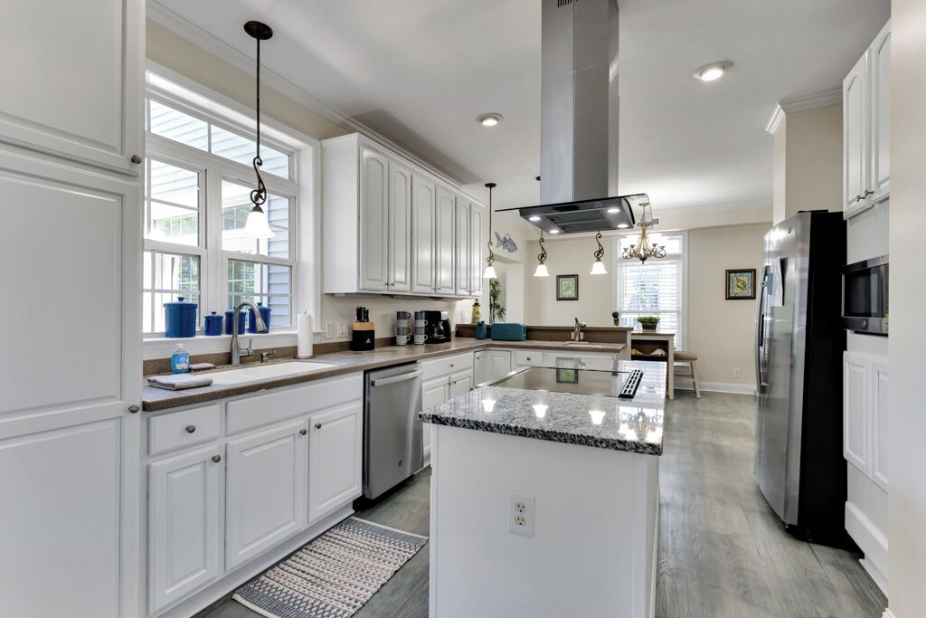Photo of Kitchen in North Camellia Acres