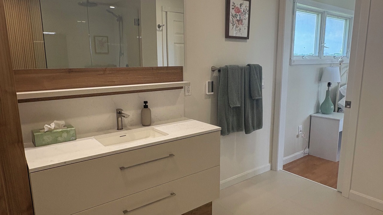 Photo of Bathroom in Alburg